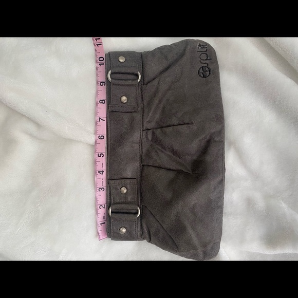 SPLIT Gray Clutch - Picture 5 of 6